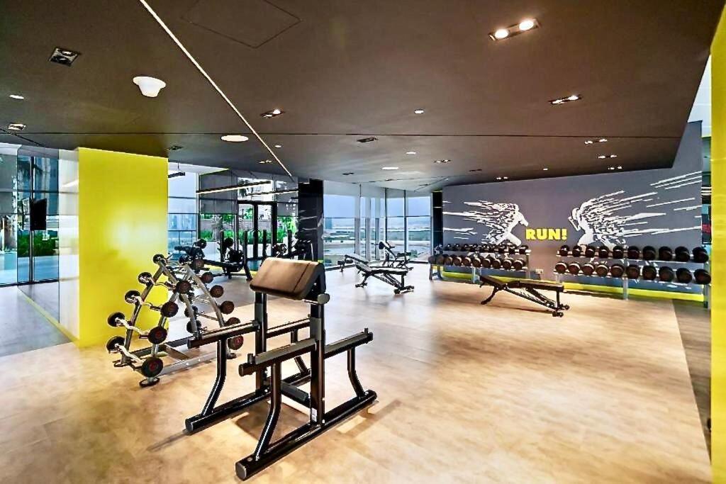 Aykon Panoramic Skyline View Dubai